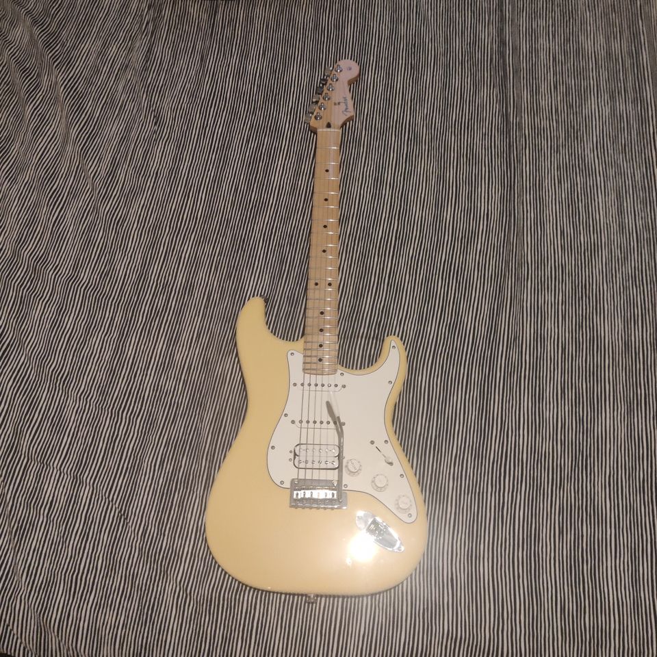 Fender Stratocaster