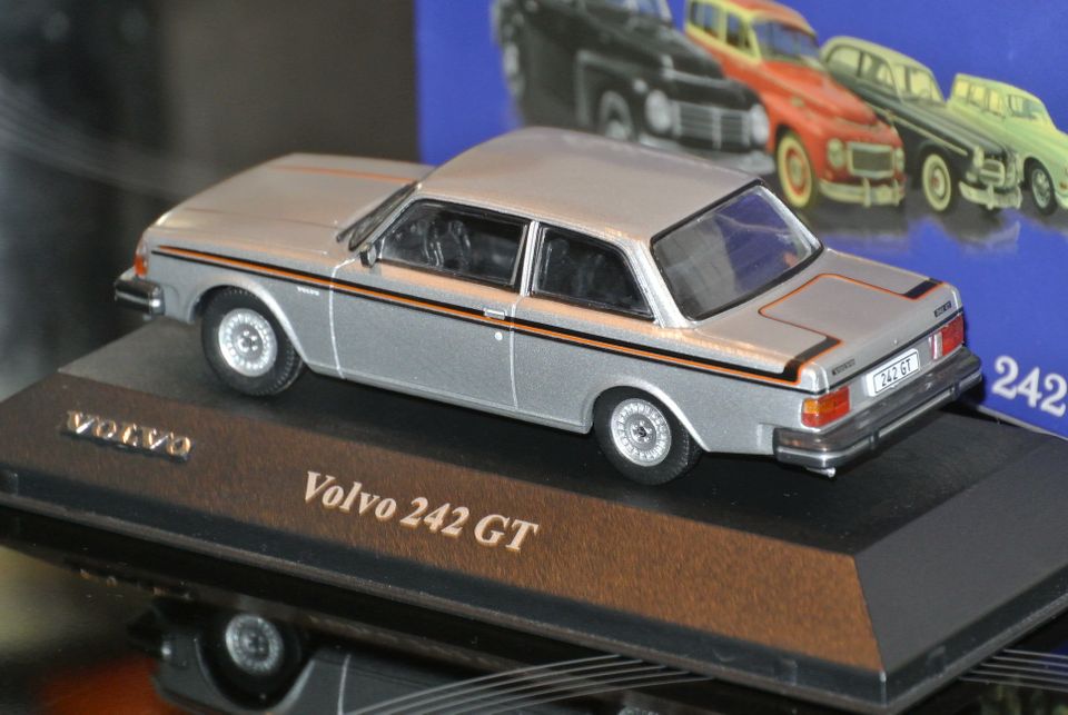 1979 Volvo 242 GT urheilumalli +paketti metal auto 1:43 pienoismalli keräilyauto