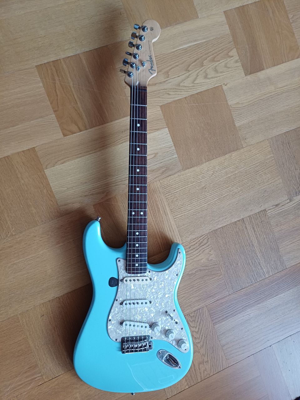 Fender Stratocaster Highway 1, vm. 2005