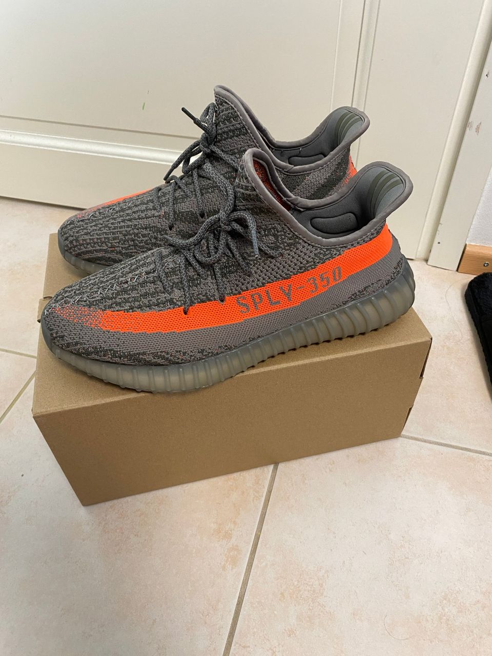 Yeezy 350 V2 beluga