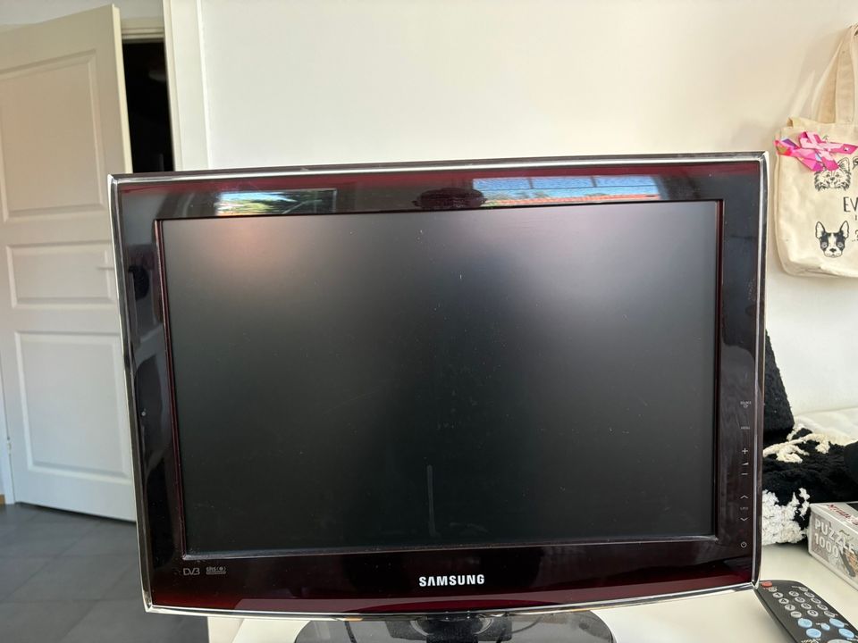 Samsung lcd-tv 17”