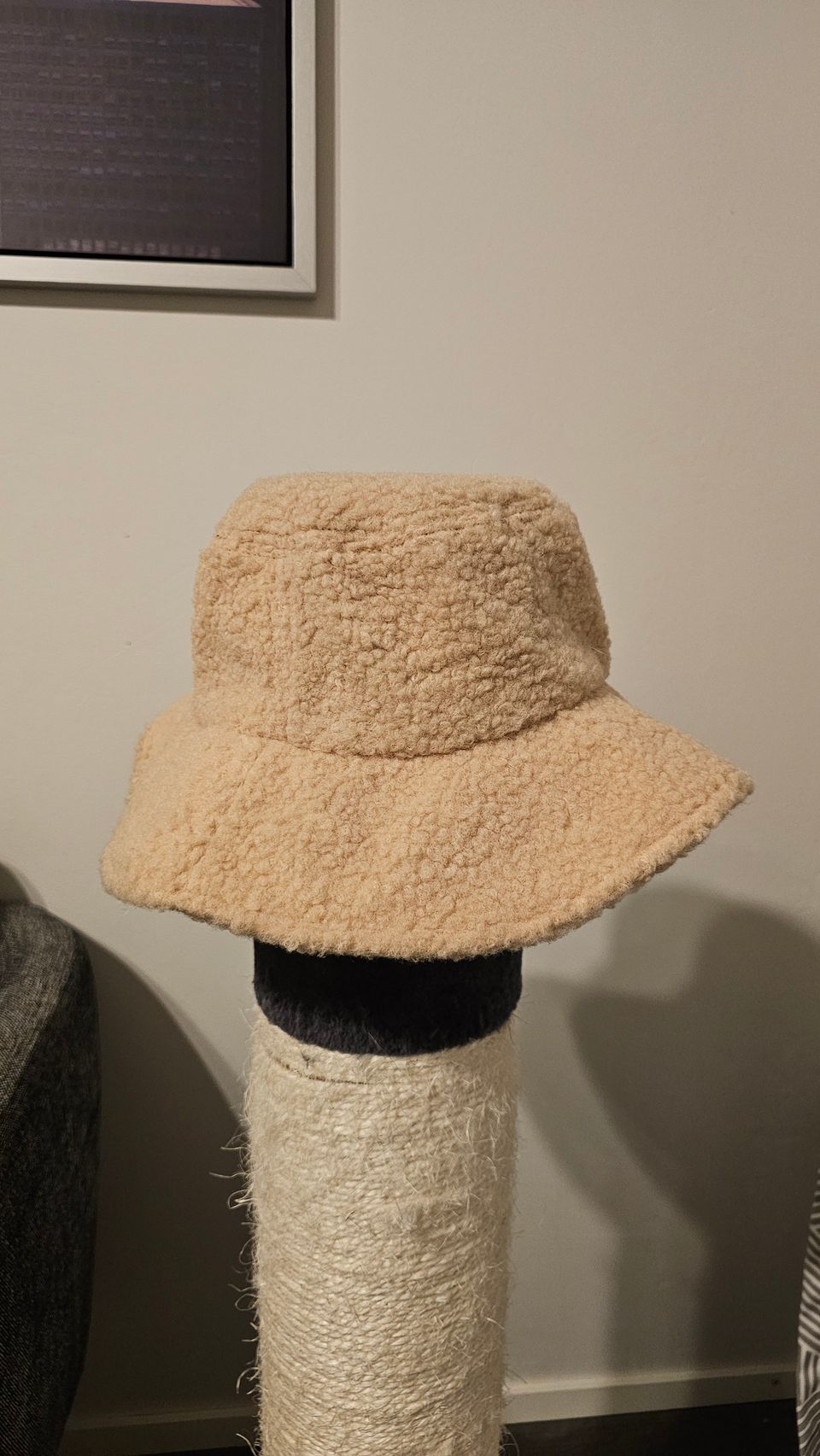 Brixton teddy bucket hat