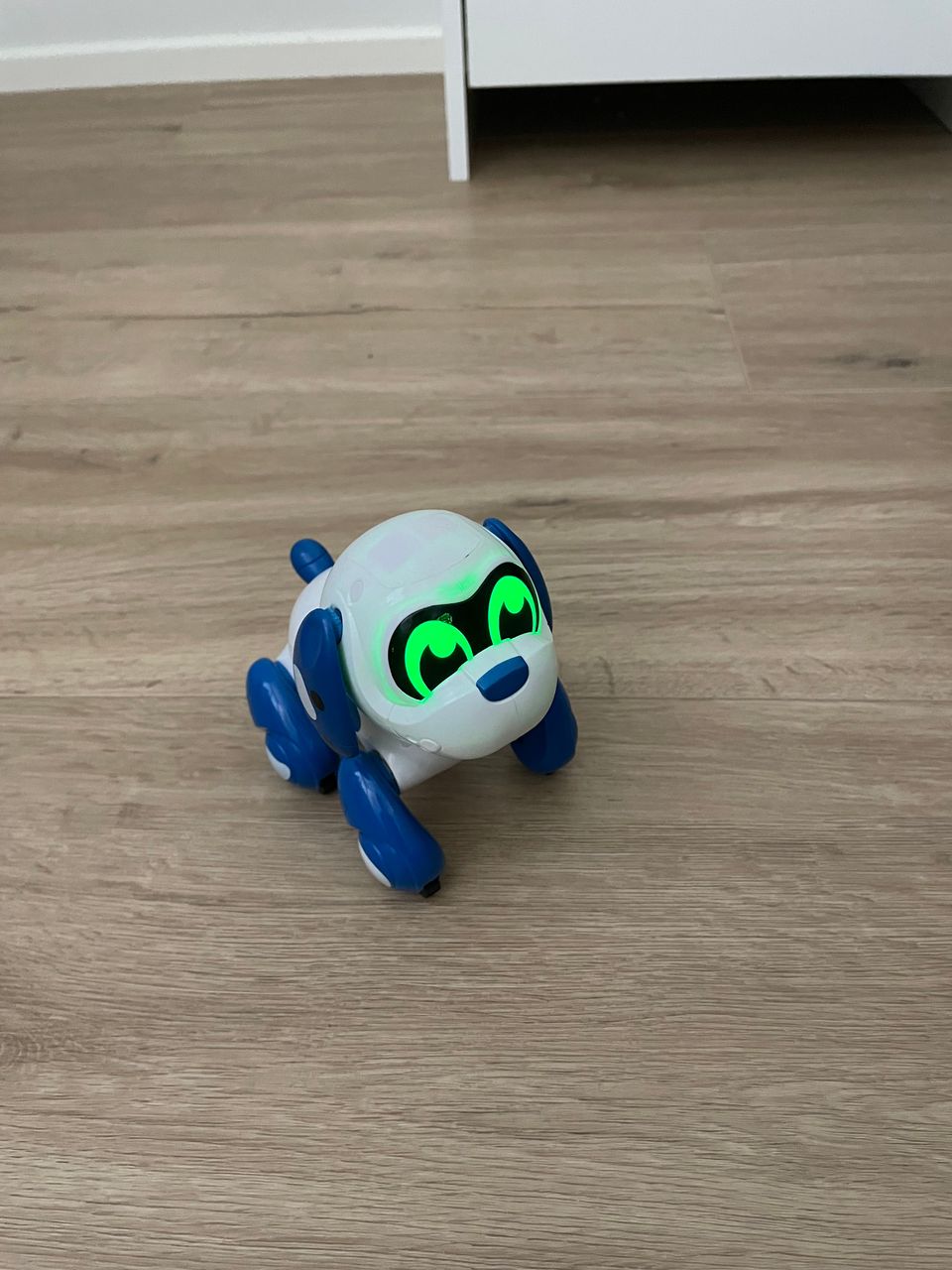 Ruffy interaktiivinen robottikoira