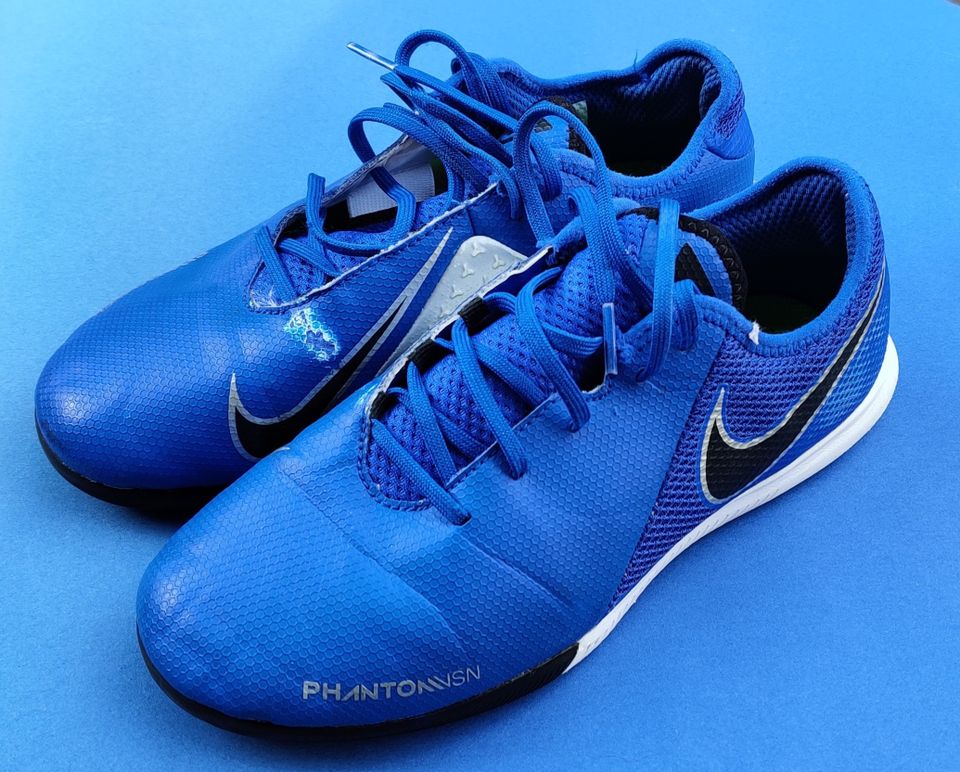 Nike Phantom futsalkengät koko 37,5