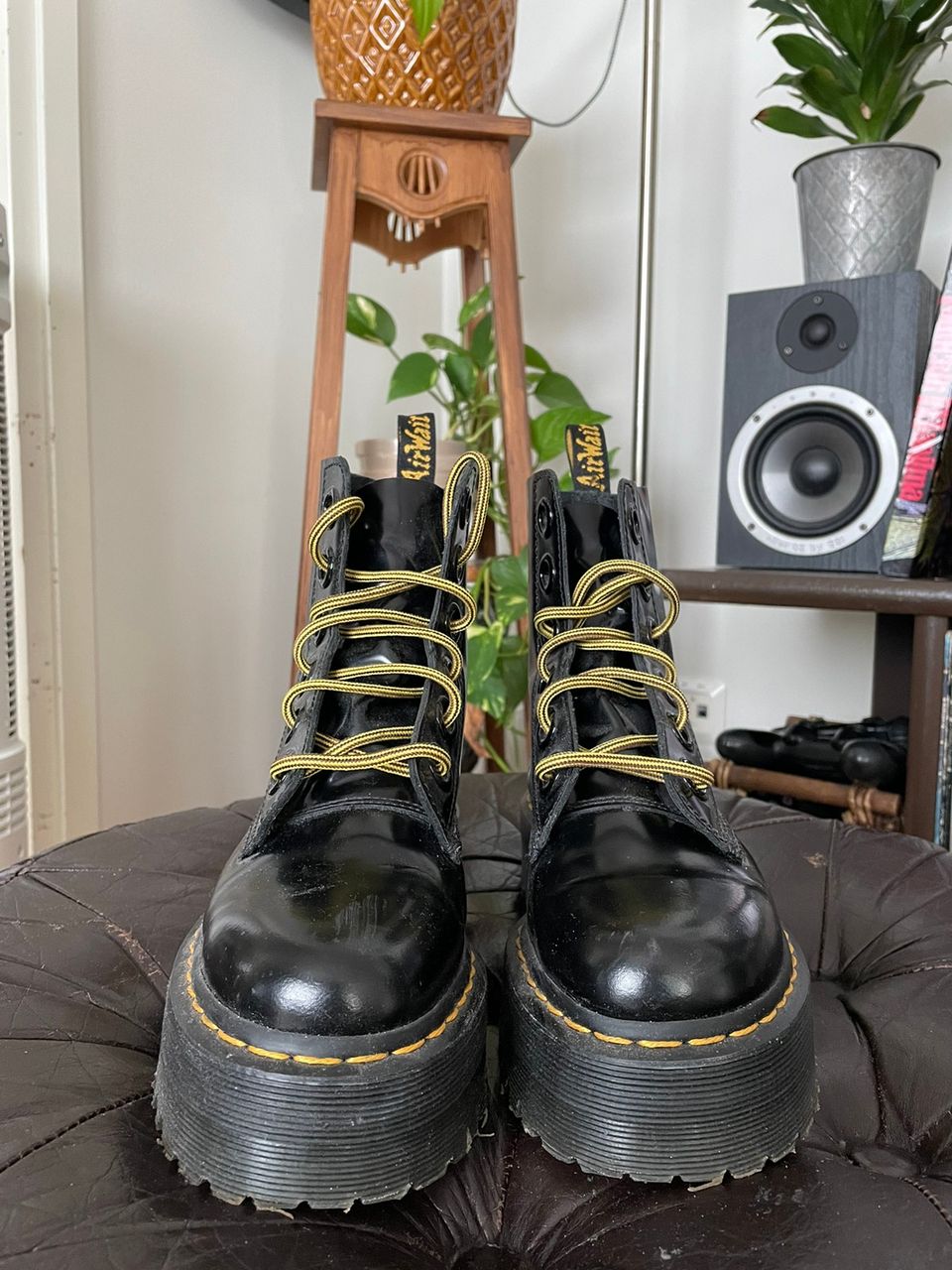 Dr. Martens Molly Buttero