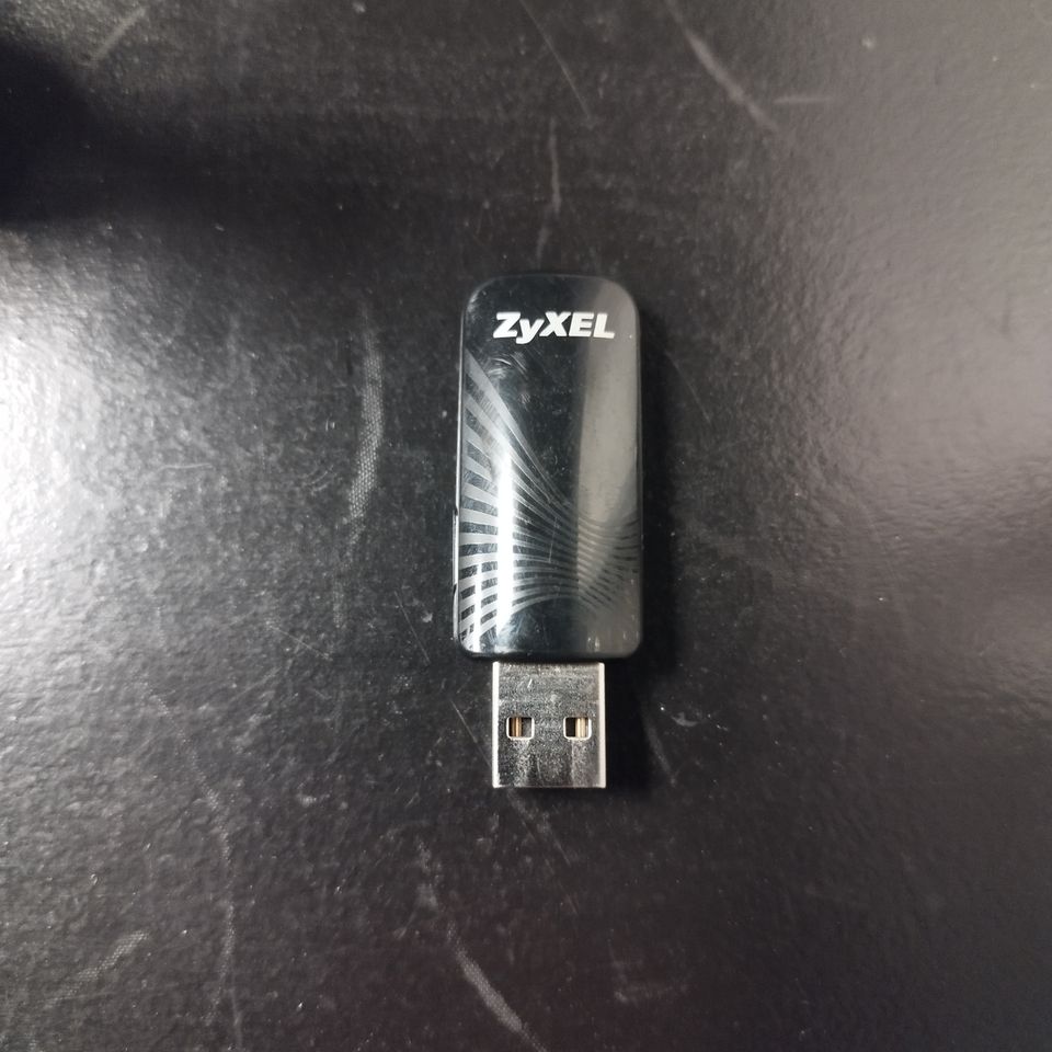 ZYXEL NWD6505 DUAL-BAND WIRELESS AC600 USB ADAPTERI