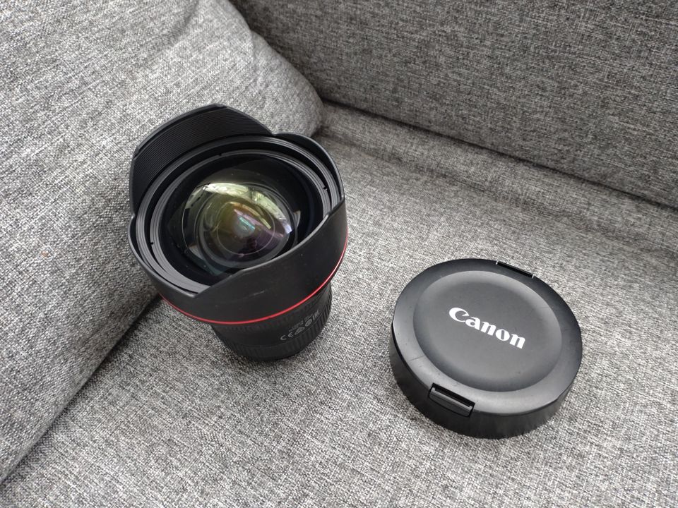 CANON EF 11-24mm f/4 L USM laajakulma kameralinssi