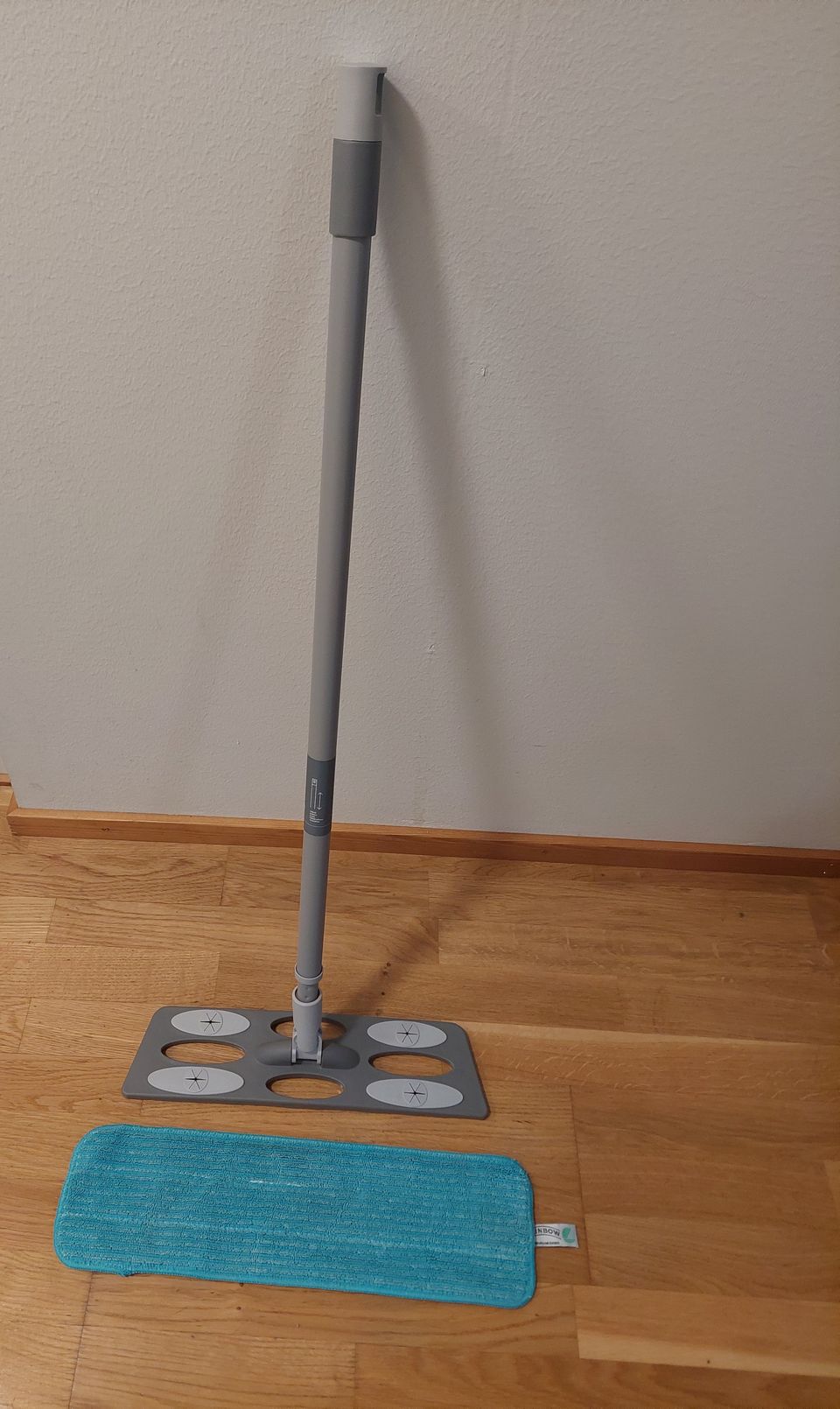 Cleaning mop set