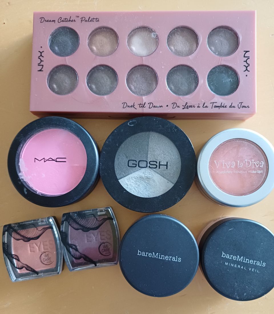 Meikkipaletti (Gosh,Mac,Nyx)