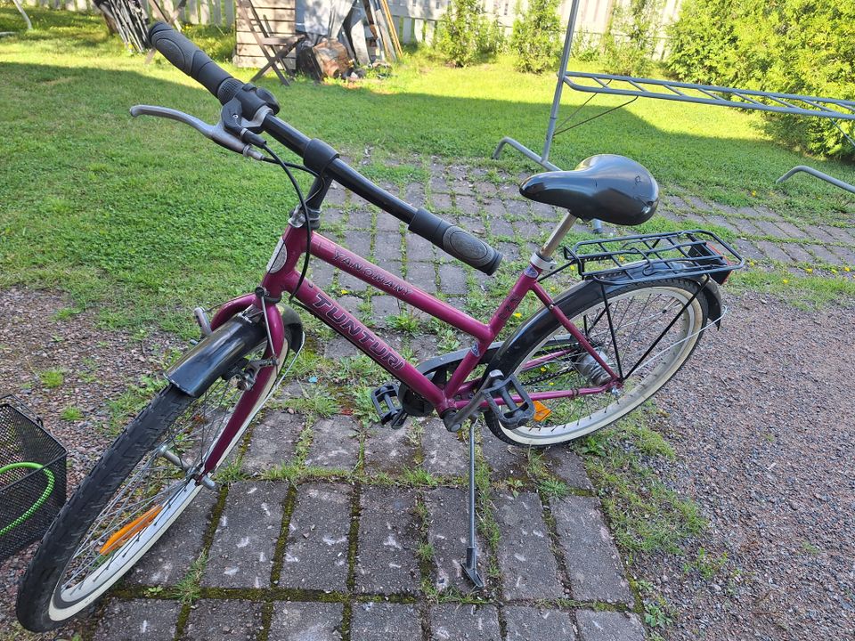 24" Polkupyörä