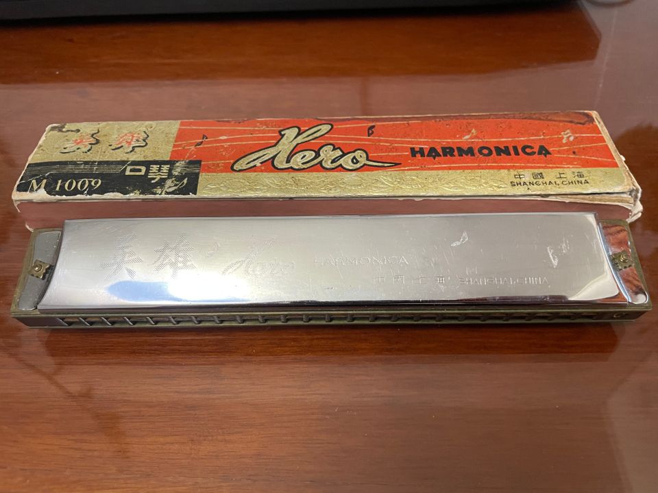 Hero Harmonica M-1009