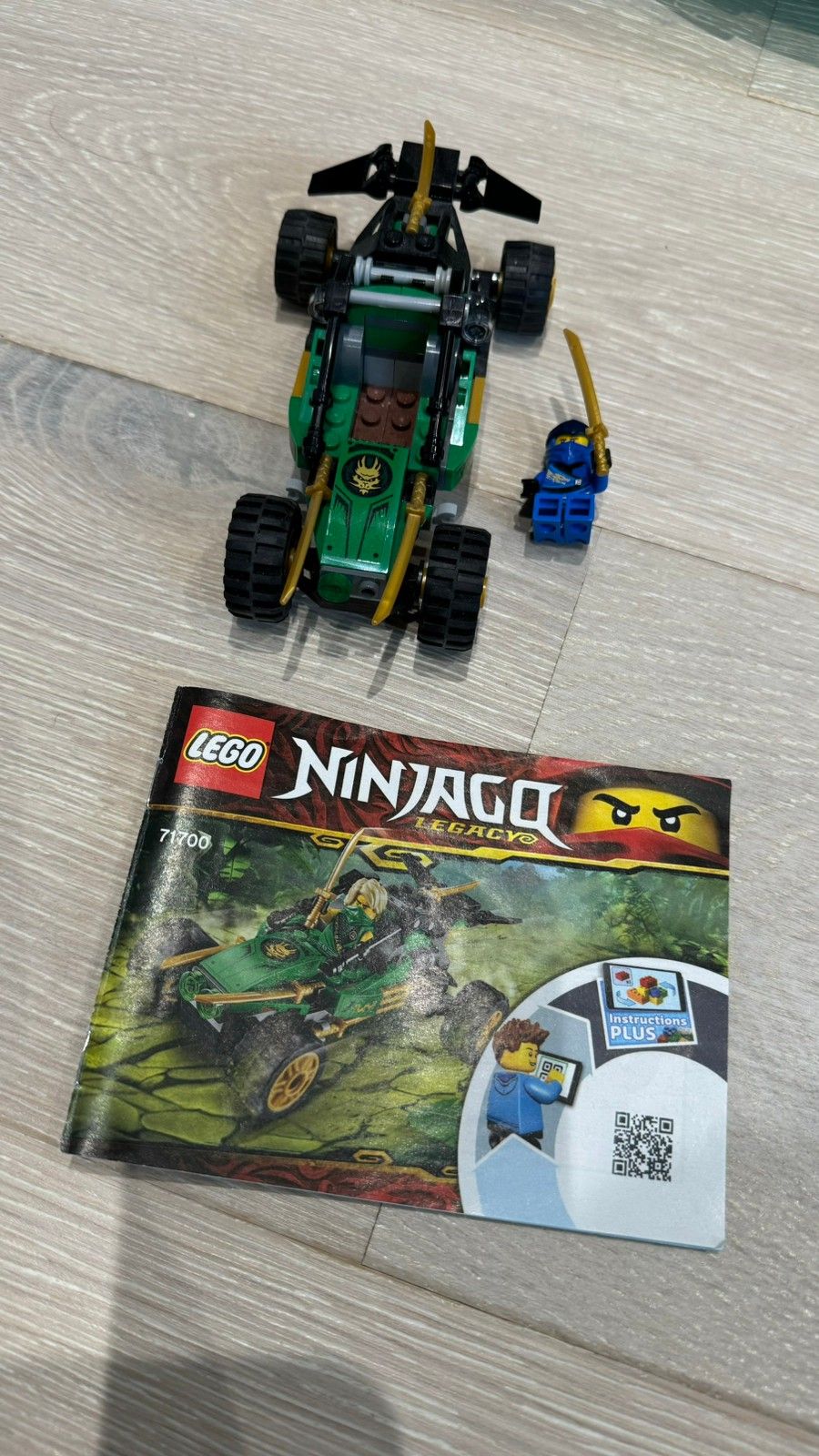 Myydään Lego ninjago (71700)