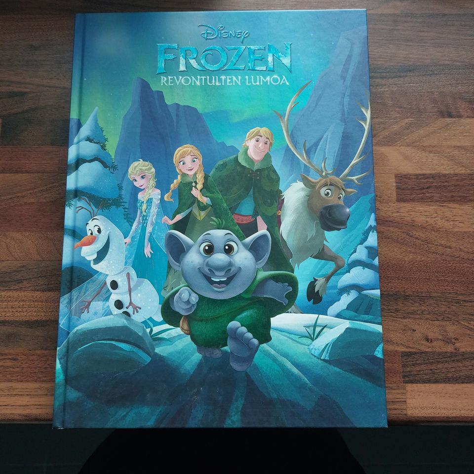 Frozen revontulten lumoa