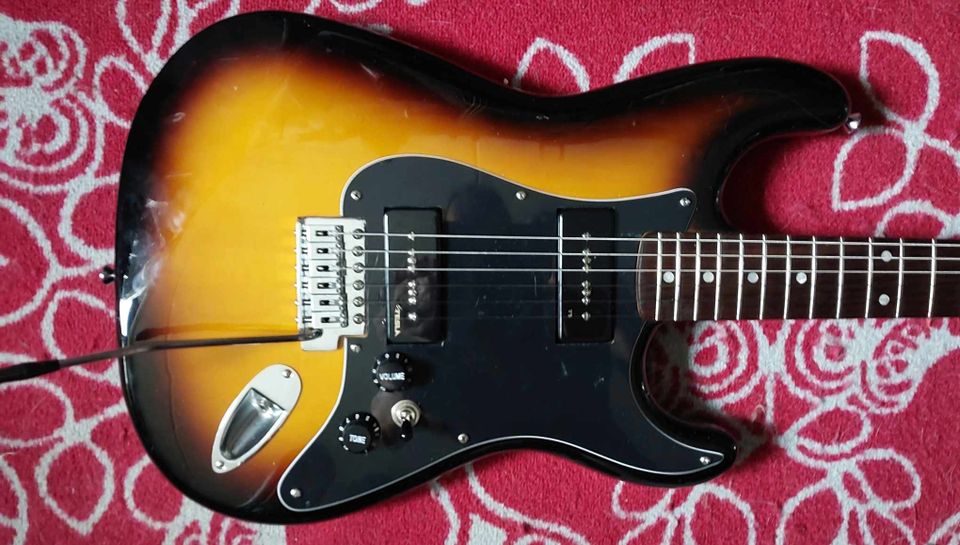 Squier affinity P90