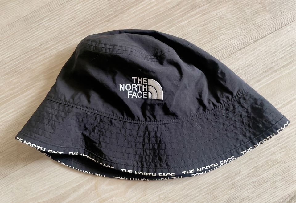 North Face musta bucket hat koko L / XL