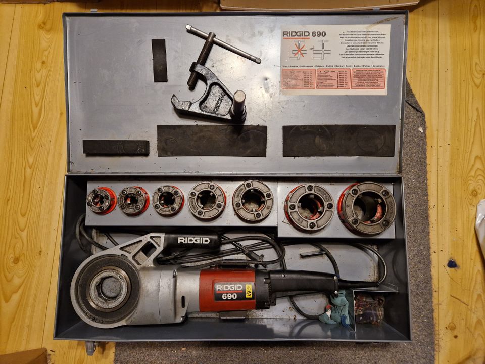 Ridgid 690 putken kierteytyskone " jengakone"