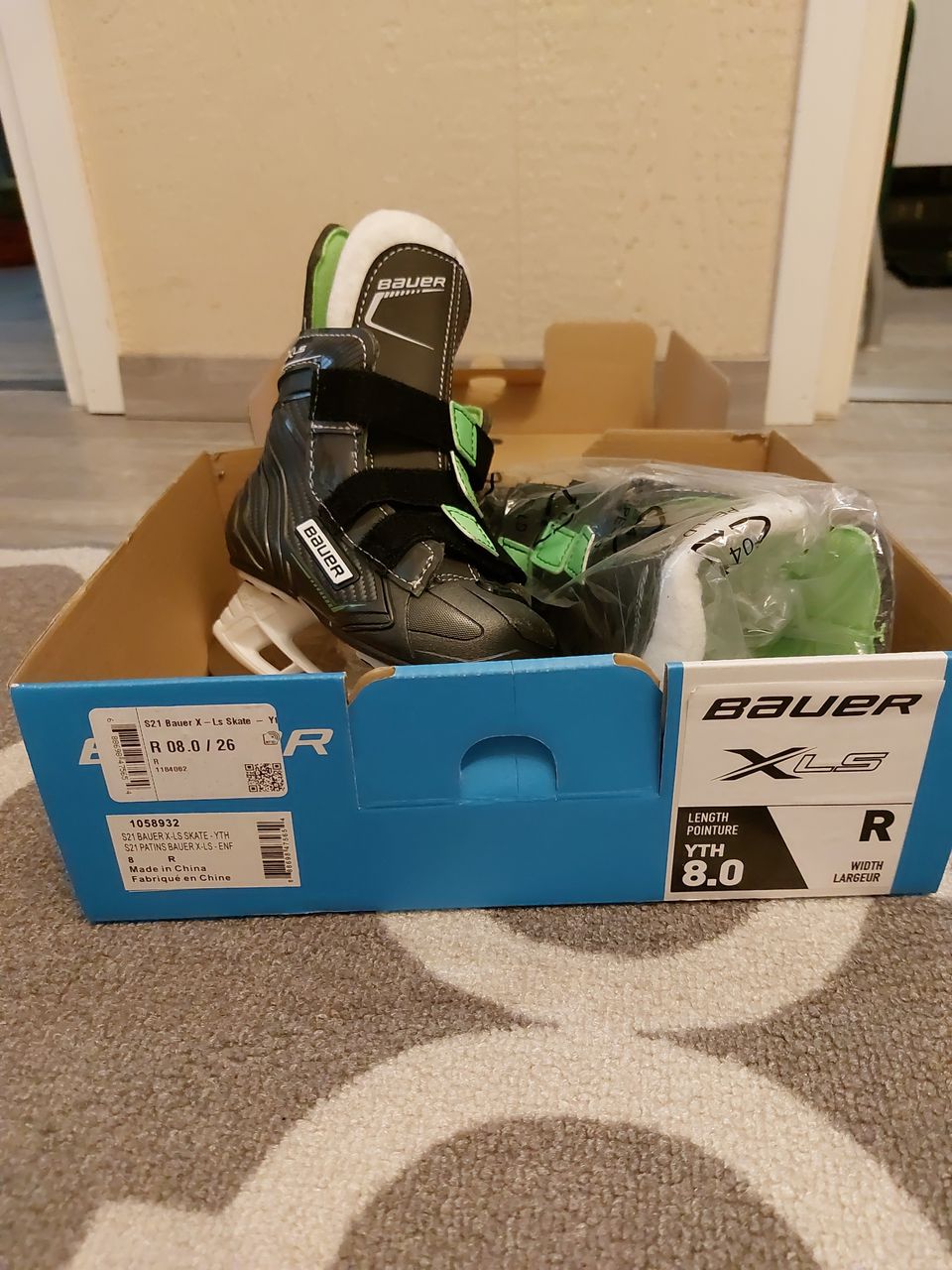 Bauer X Ls skates