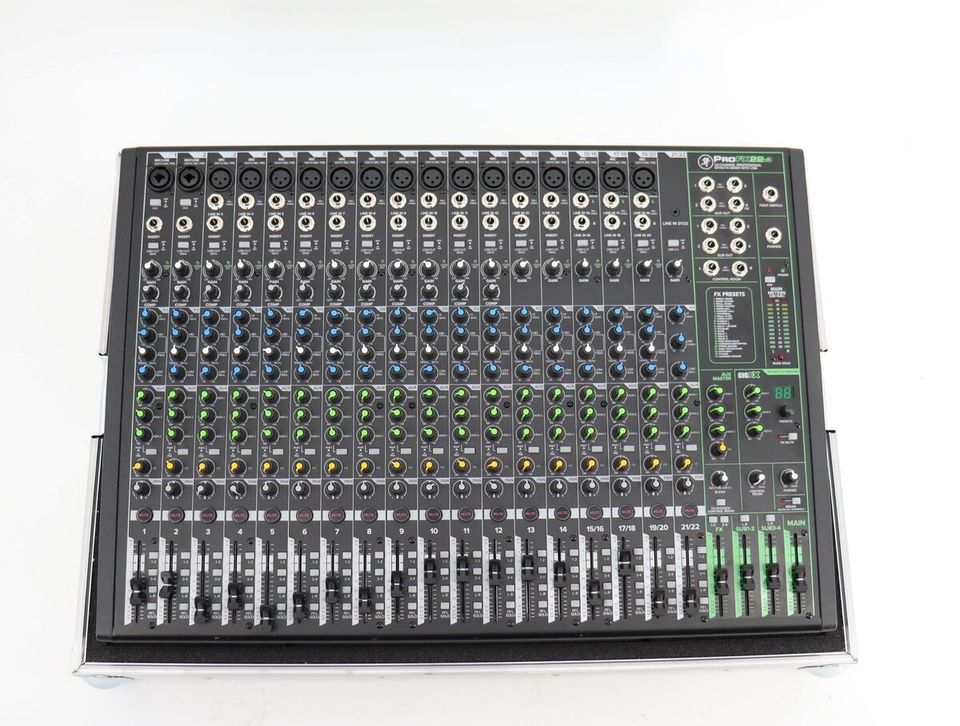 Mackie ProFX22V3 Mixer