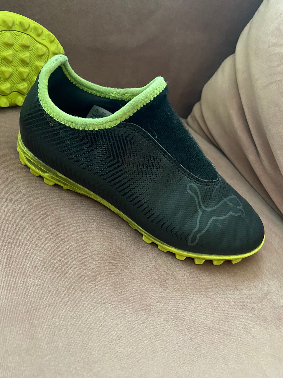 Puma turf nappikset