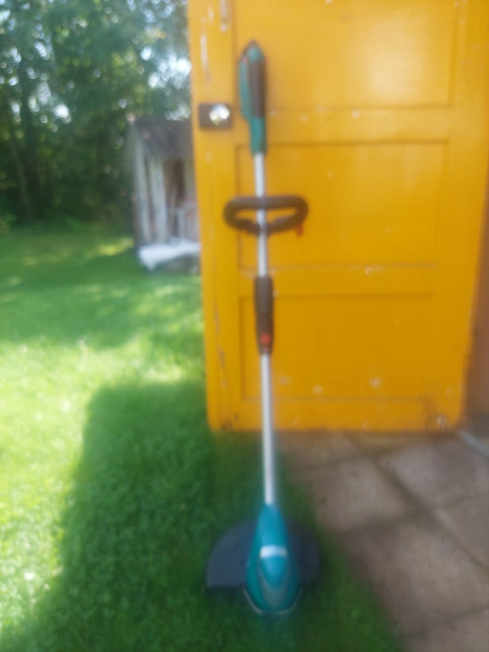 Bosch advansed grasscut 36 V trimmeri