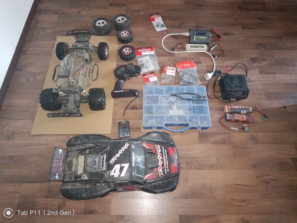 Traxxas Slash 2wd 1/10. Todella nopea