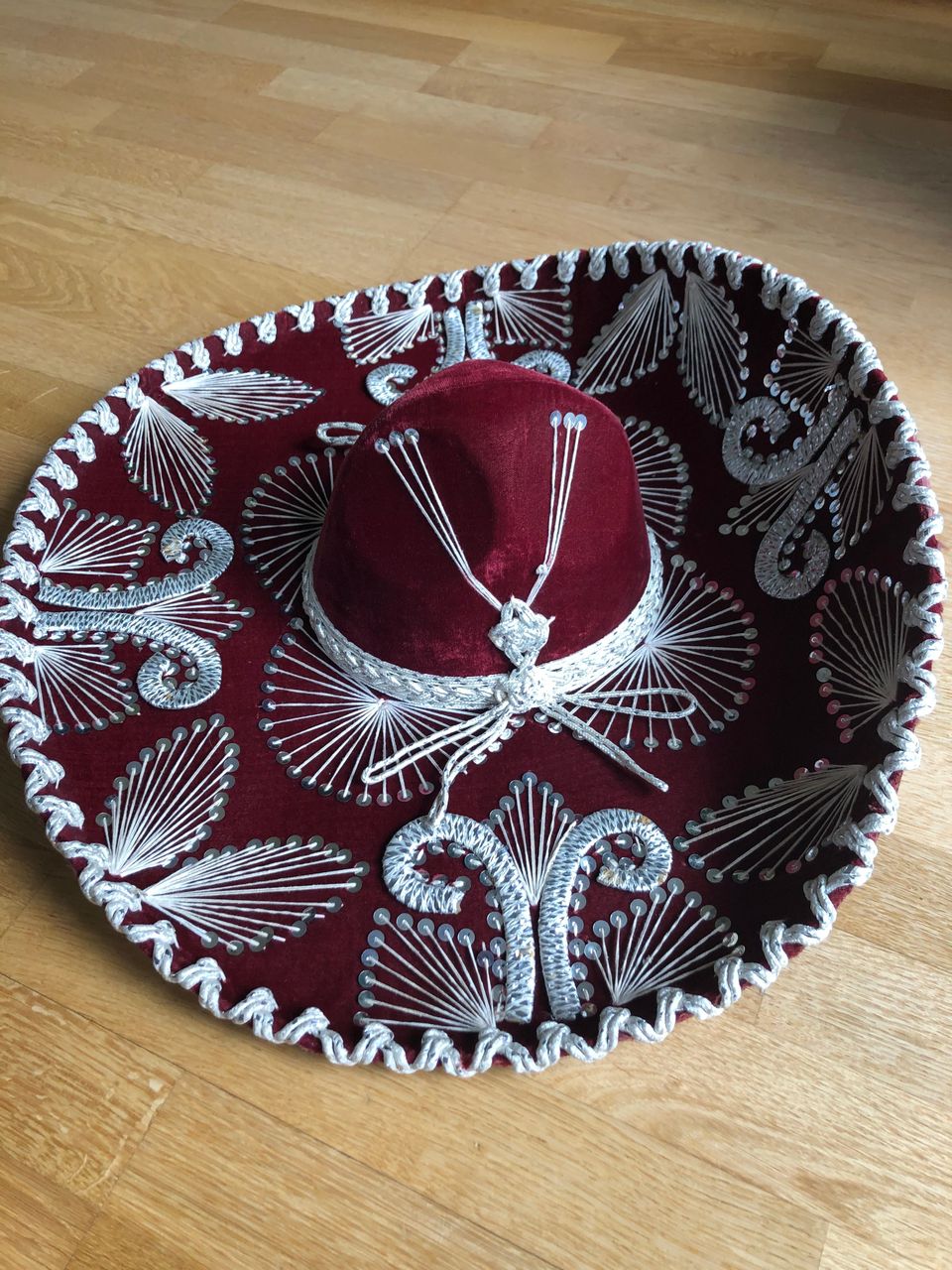 Aito meksikolainen sombrero