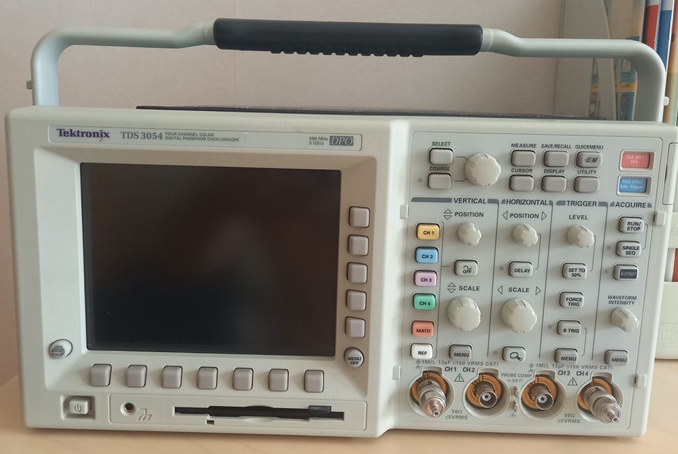 Tektronix TDS 3054 skooppi