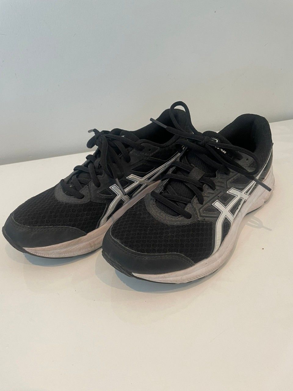 Asics juoksulenkkarit 38