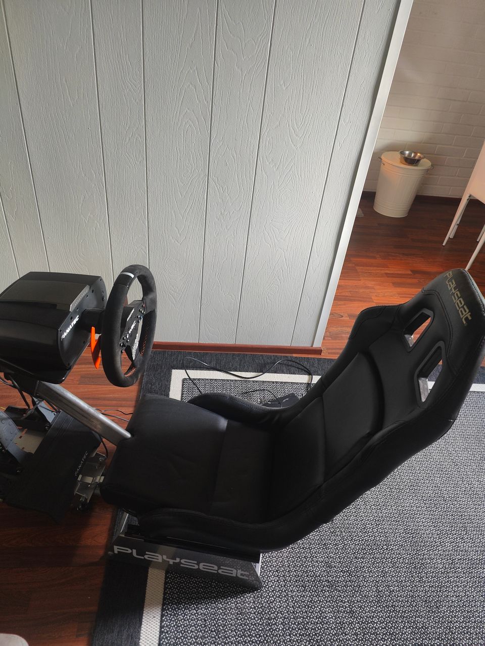 Fanatec csl elite + playseat