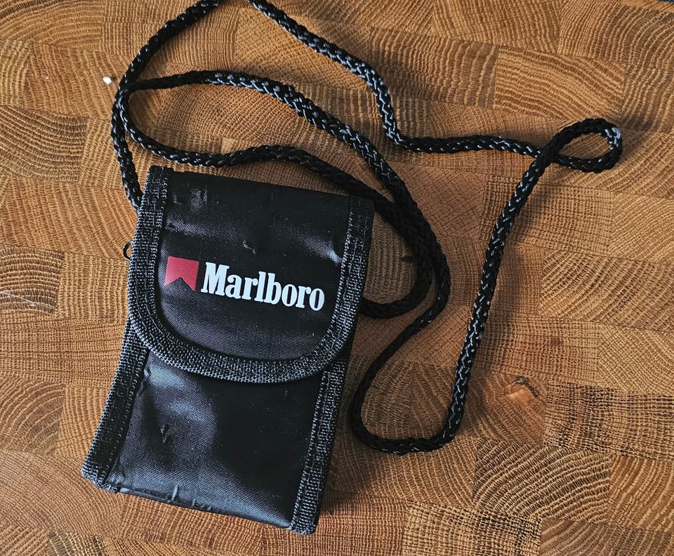 Marlboro laukku