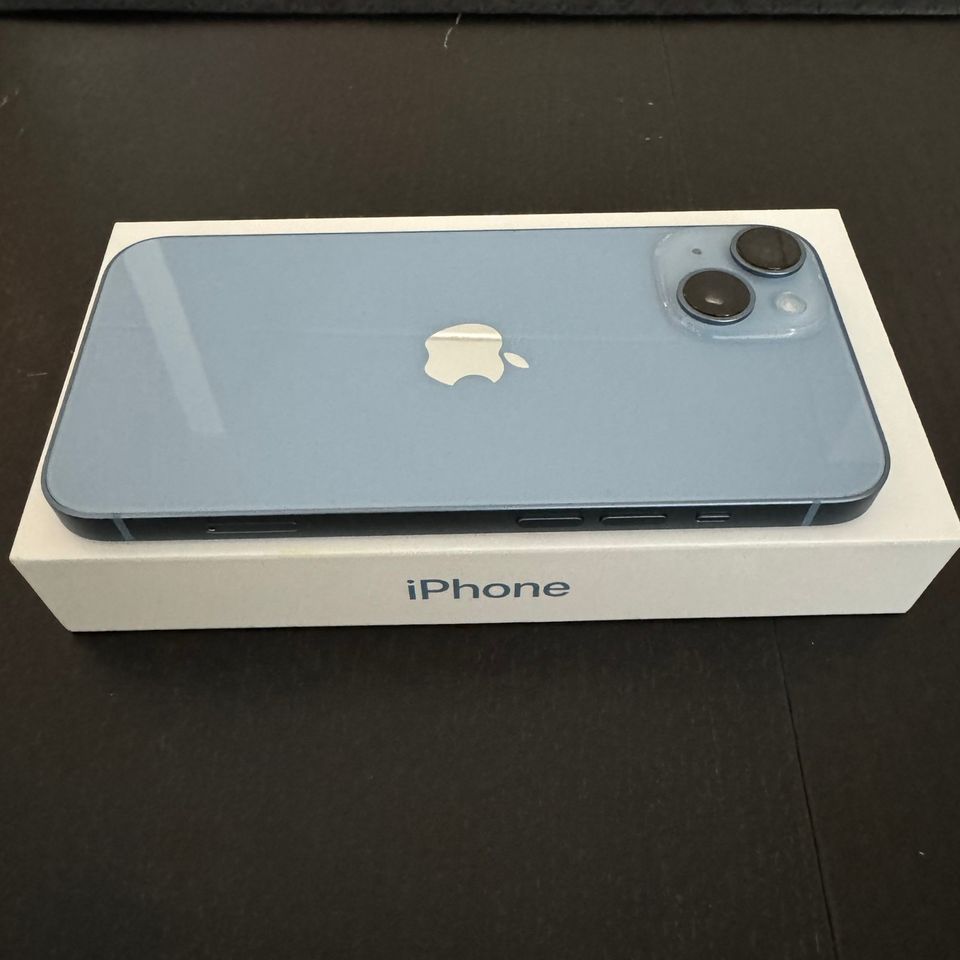 iPhone 14 128gt sininen