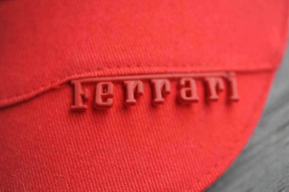 Ferrari lippalakki