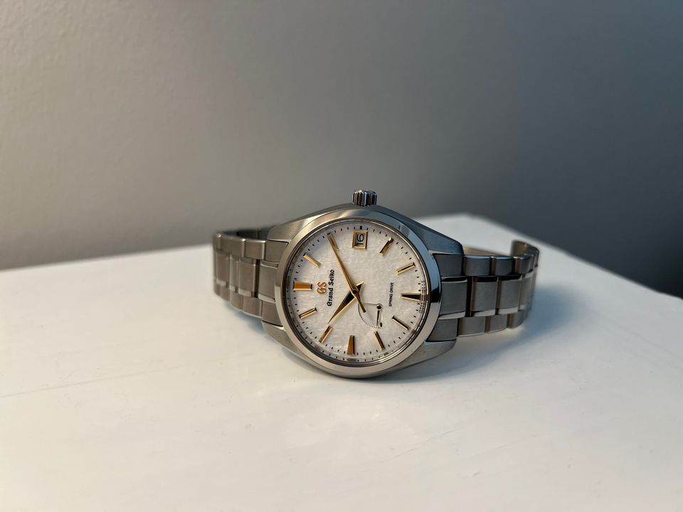 Grand Seiko SBGA259 "Golden Snowflake" rannekello