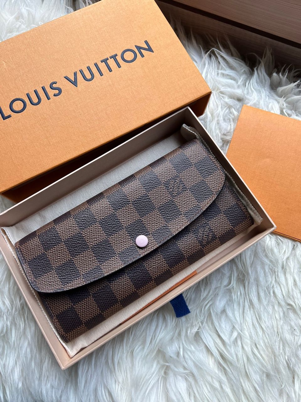 Louis Vuitton Emilie wallet