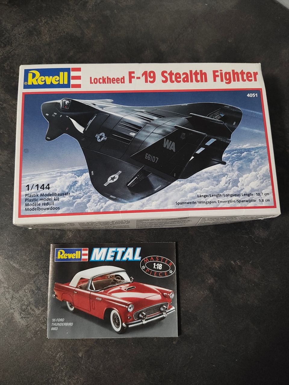 Lockheed F-19 Stealth Fighter 1/144 (Revell)