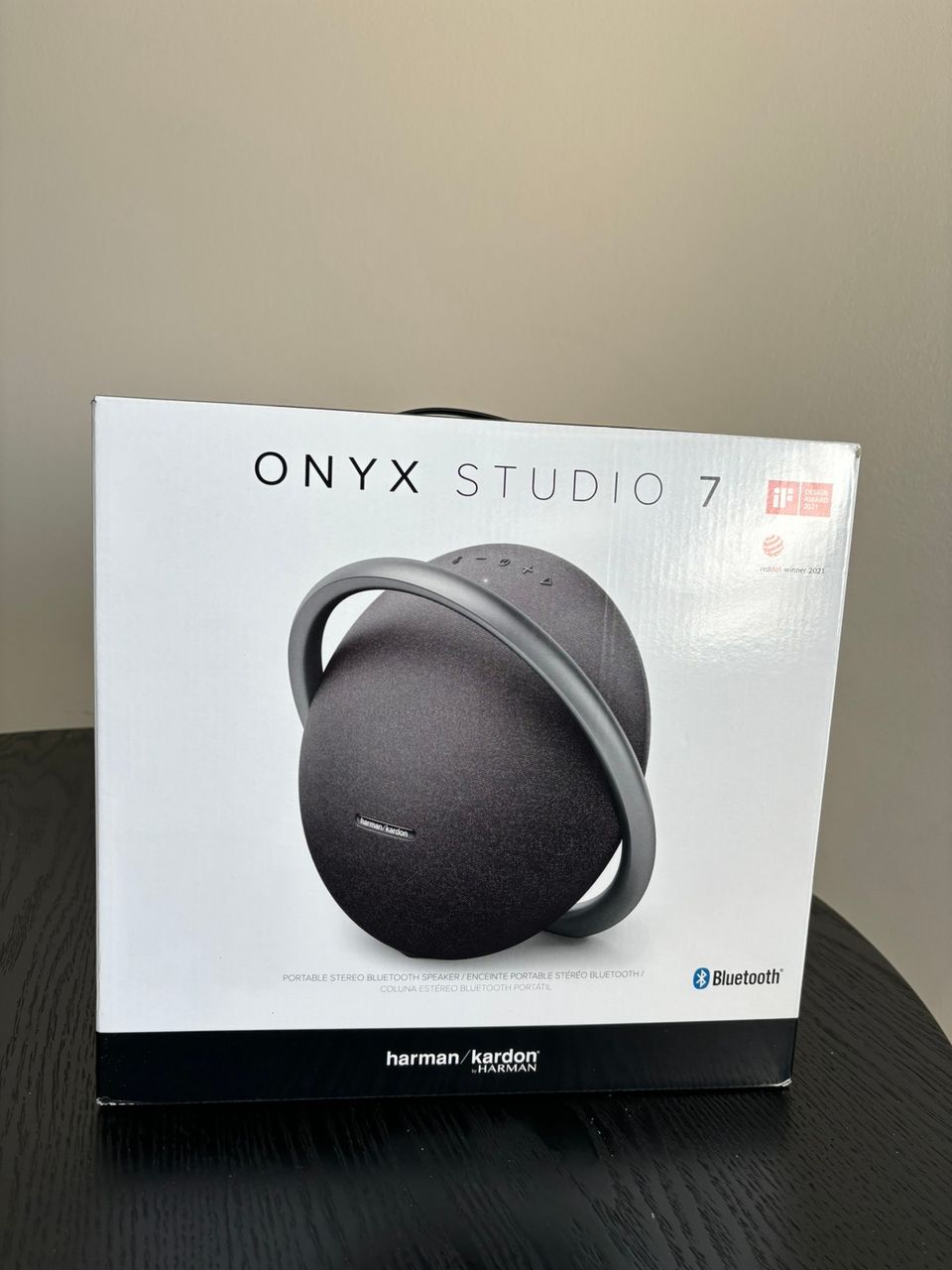 Harman kardon onyx studio 7