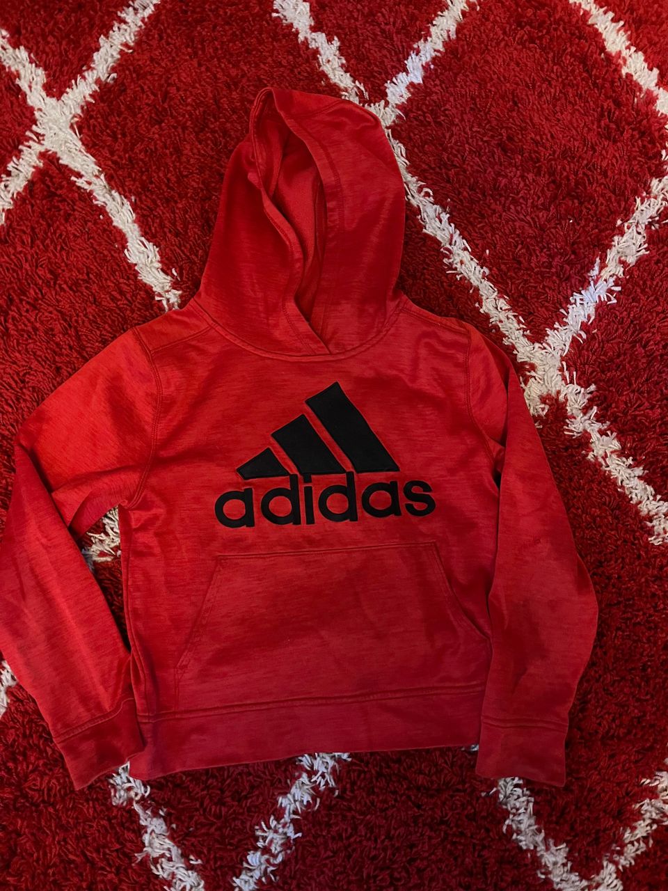 Adidas huppari