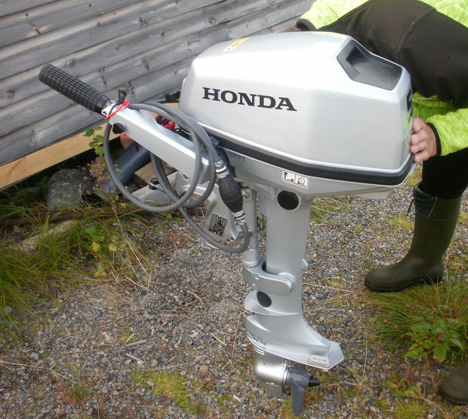 HONDA  BF5A (5 hv) 4-tahti perämoottori