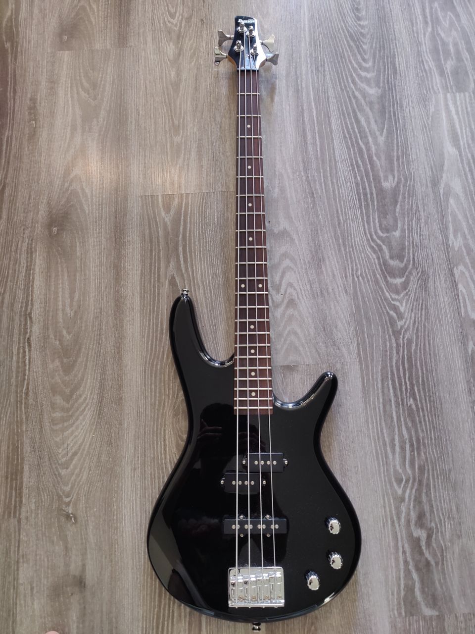 Ibanez GSR-200BK