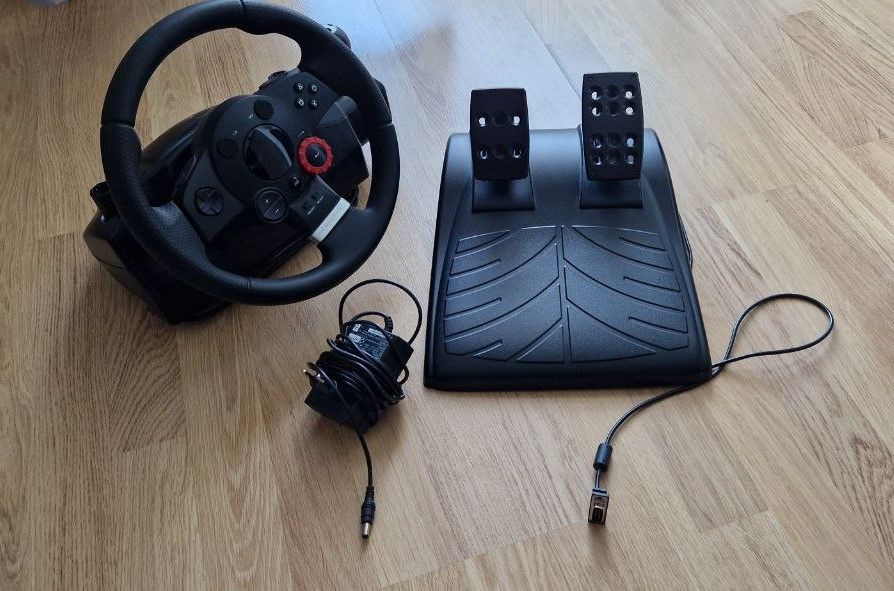 Logitech Driving Force GT (PS3 & PC)