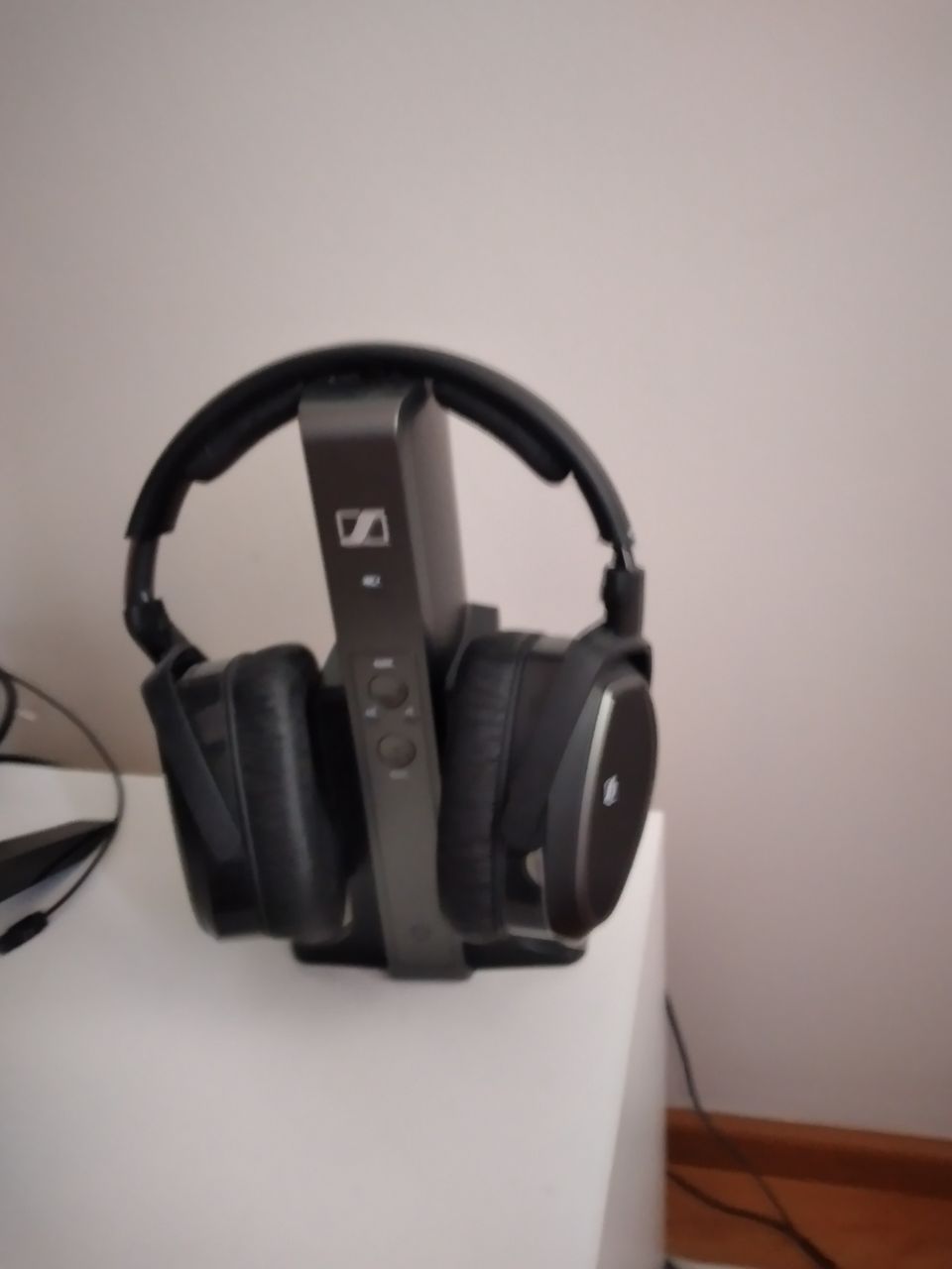 Sennheiser