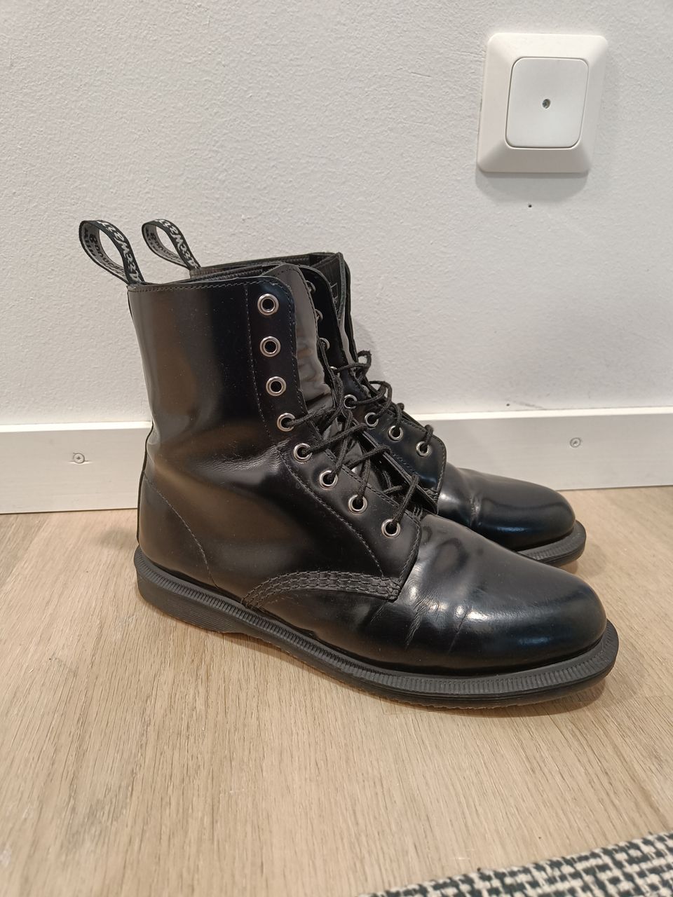 Dr Martens Elsham koko 40