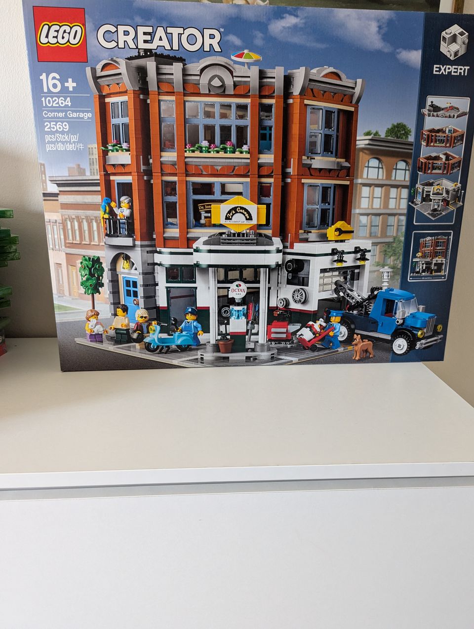 Lego 10264 corner garage