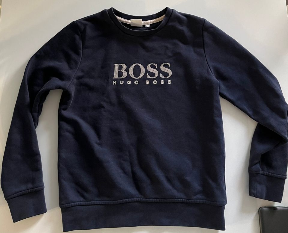 Hugo Boss -paita koko 10-138