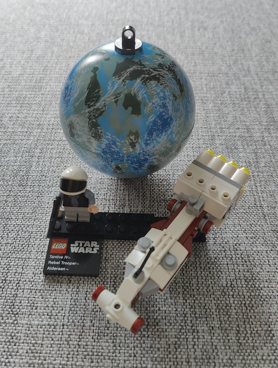 LEGO 75011 Star Wars Tantive IV & Planet Alderaan