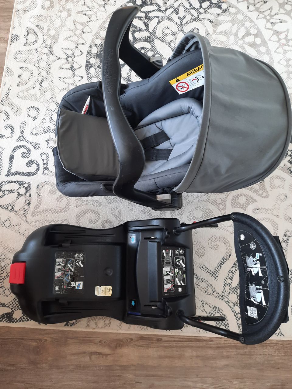 Britax Römer Primo turvaistuin