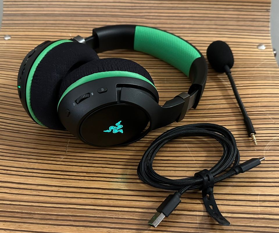 Razer Kaira pro xbox -kuulokemikrofoni