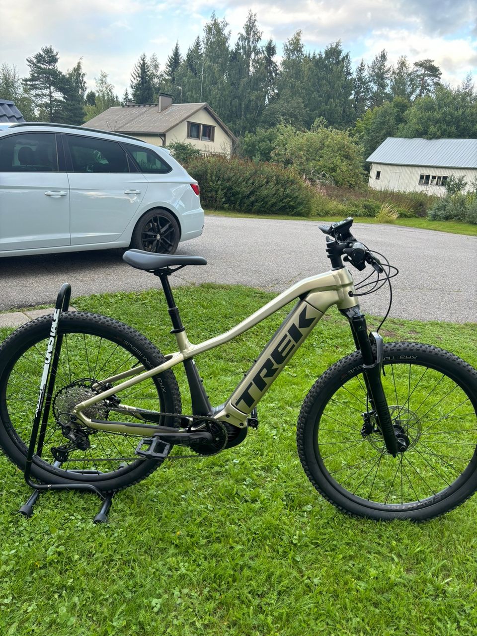 Trek Powerfly 7 gen4 S-koko