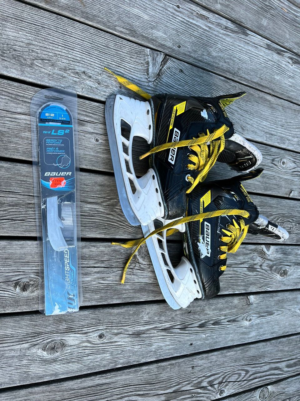 Bauer supreme M4 koko 1,5