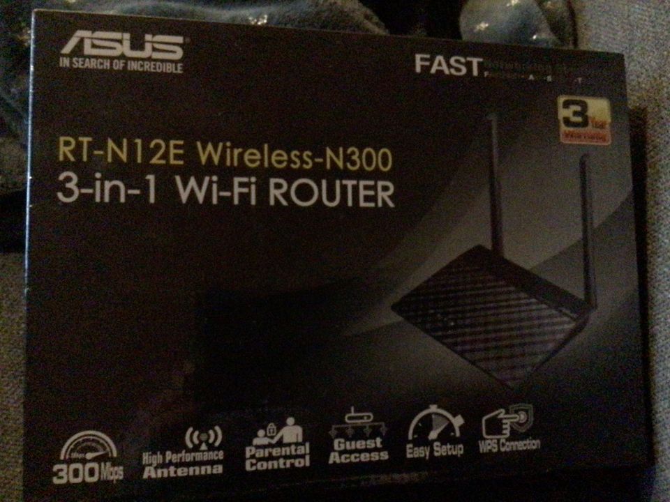 Asus RT-N12E reititin